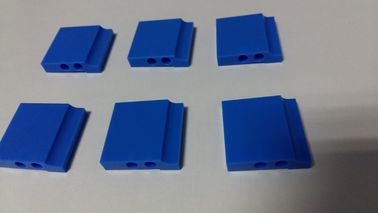 China Piezas azules de pulido que trabajan a máquina del plástico profesional POM del CNC proveedor