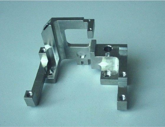 El aluminio modificado para requisitos particulares trabajó a máquina las piezas de torneado de las piezas/CNC, alta rigidez
